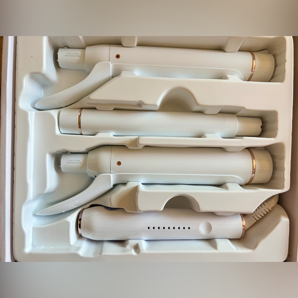 T3 Switch Kit Wave Trio Styling Iron - White and Gold - Picture 2 of 10